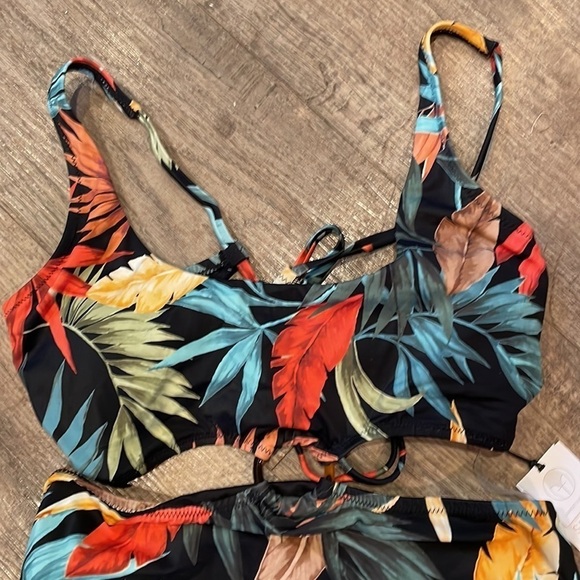 Shade & Shore Lowest Coverage One Piece Tropical Swim Suit - Picture 3 of 12